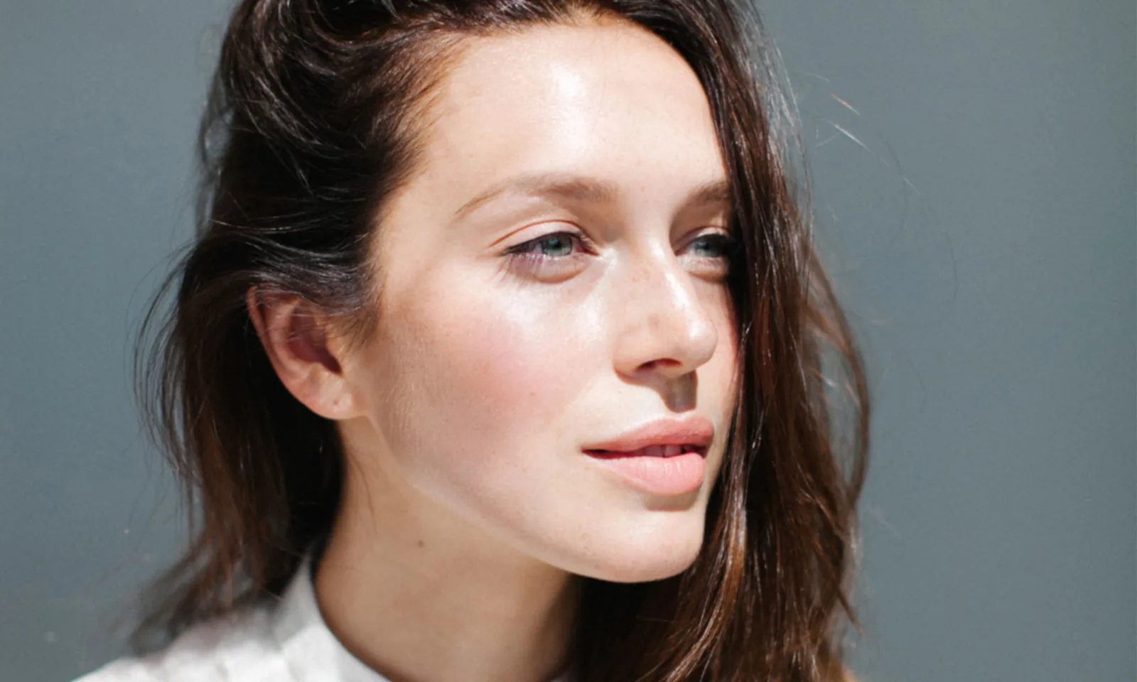 Esthetician’s Guide to Correcting Oily Dehydrated Skin